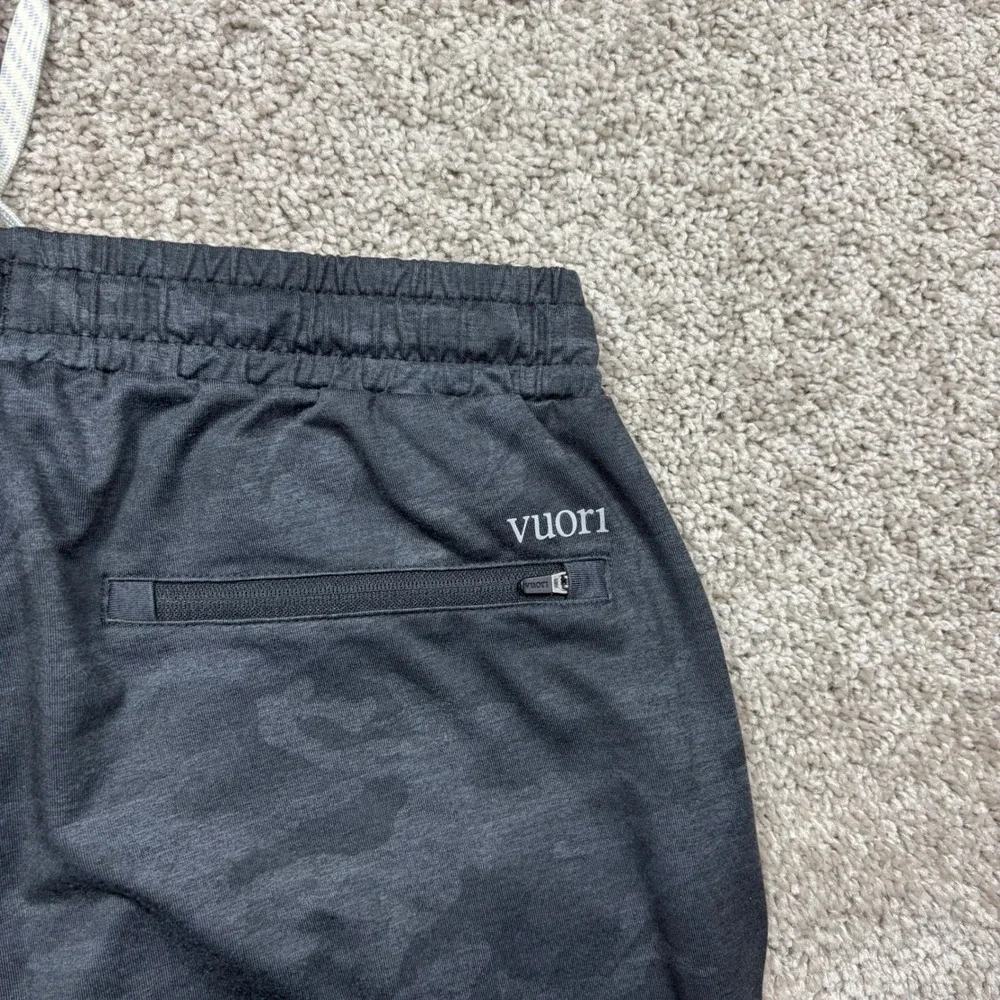 Vuori Mens Sunday Performance Jogger Black Camo Athletic Pants Small S V416